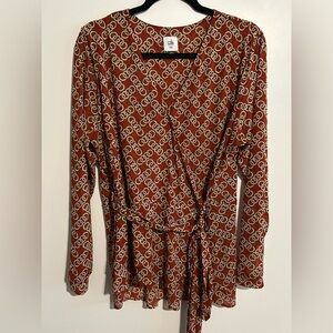 CAbi Rust Patterned Wrap Blouse with Tie XXL